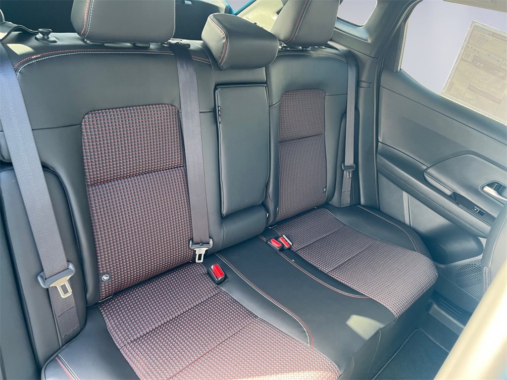 New 2026 Nissan Kicks SR image 18