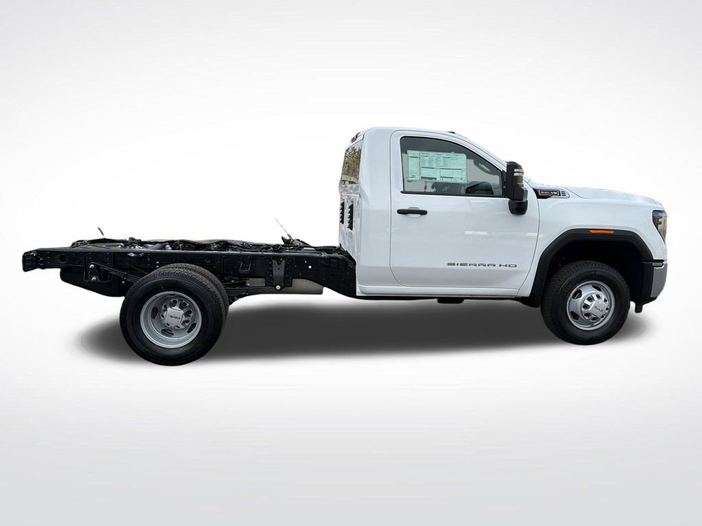 New 2026 GMC Sierra 3500 Pro w/ Convenience Package image 6
