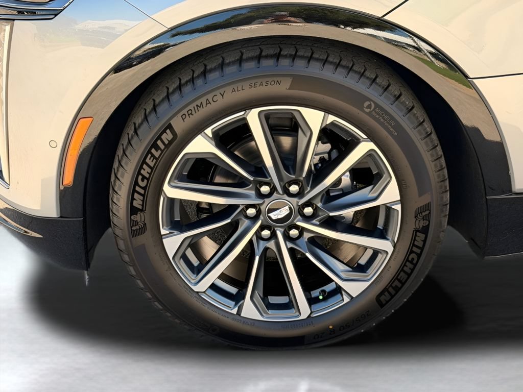 New 2027 Cadillac Lyriq Sport RWD image 2