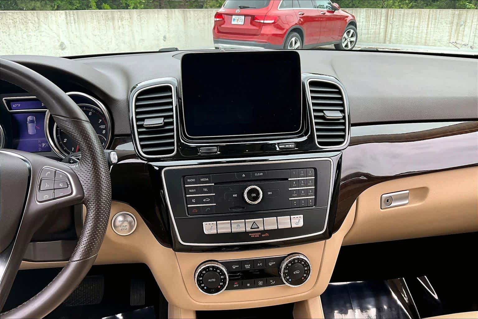 Used 2018 Mercedes-Benz GLE 350 4MATIC image 7