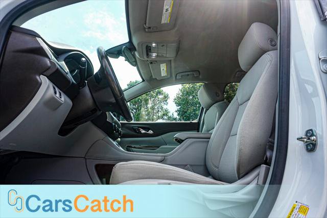 Used 2020 GMC Acadia SLE FWD image 18