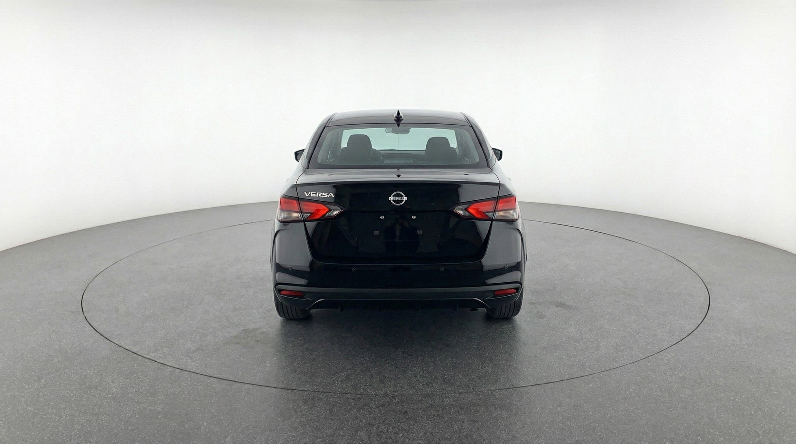 Used 2025 Nissan Versa SV FWD image 7