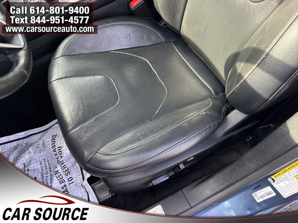 Used 2019 Ford Fusion Titanium image 18