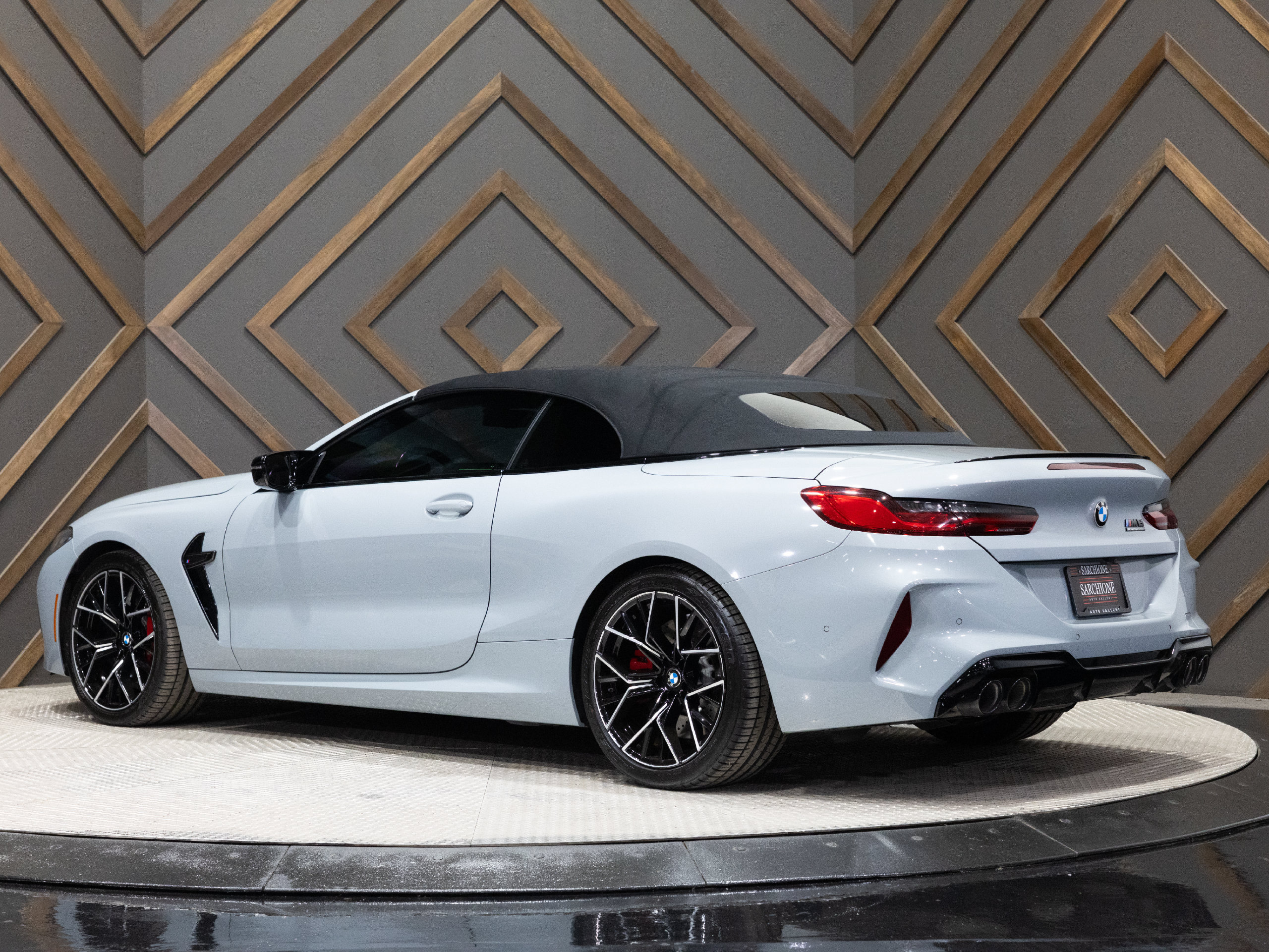 Used 2024 BMW M8 Competition AWD/4WD image 2