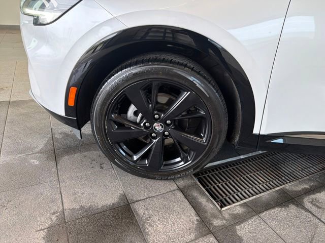 Used 2023 Buick Envision Essence w/ Sport Touring Package image 39