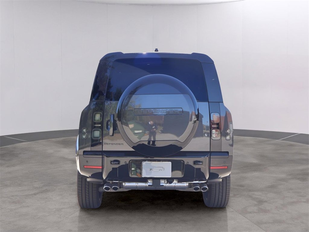 New 2026 Land Rover Defender 130 V8 image 6