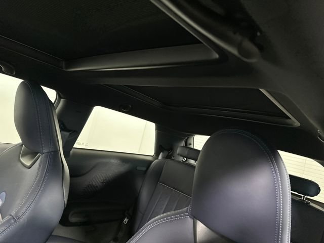 Used 2025 MINI Cooper 2-Door Hardtop image 12