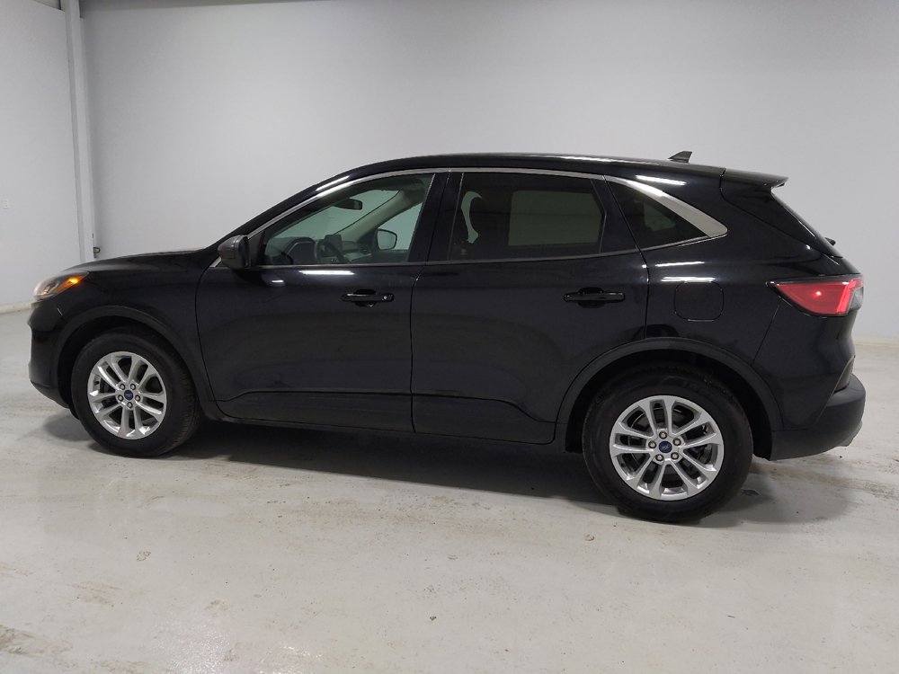 Used 2022 Ford Escape SE image 3