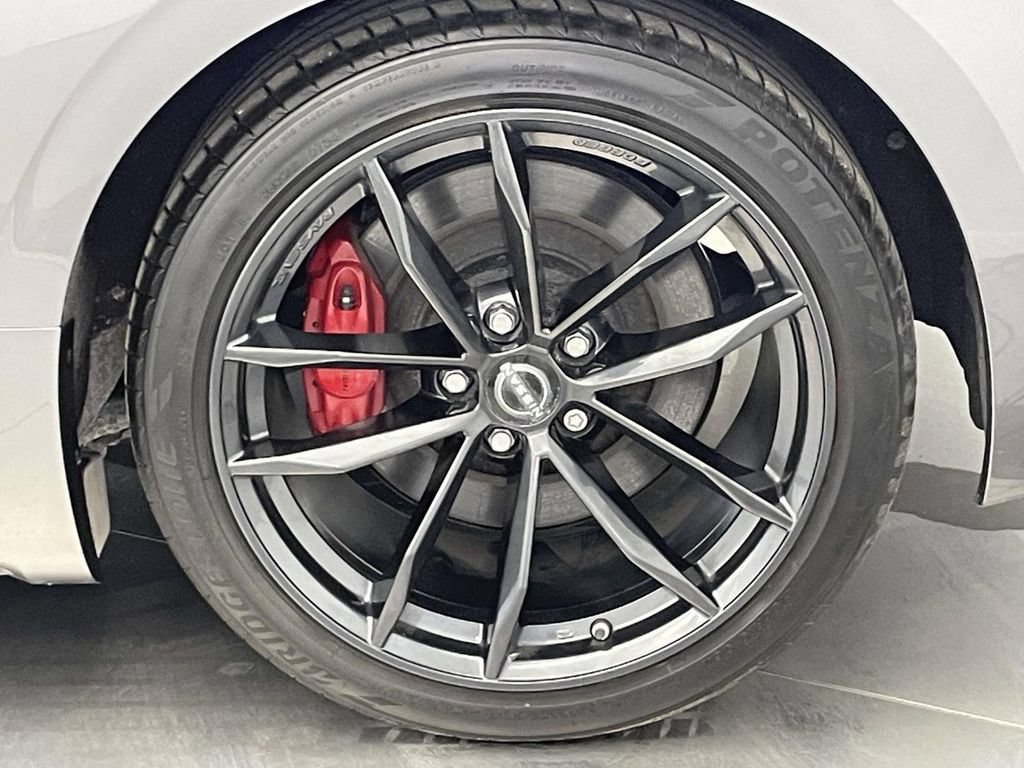 Used 2024 Nissan Z Performance w/ Floor Mat Package RWD image 12