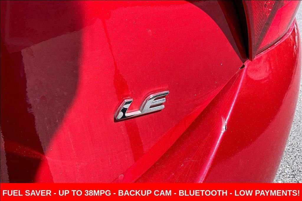 Used 2015 Toyota Corolla LE image 22