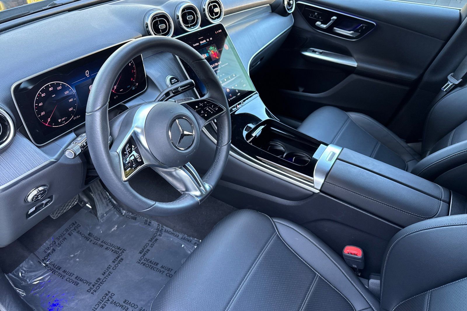 Certified 2025 Mercedes-Benz GLC 300 image 6