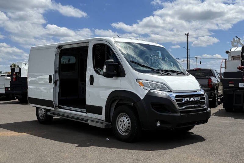 Used 2025 RAM ProMaster 2500 w/ U-Haul Equipment Group FWD image 2
