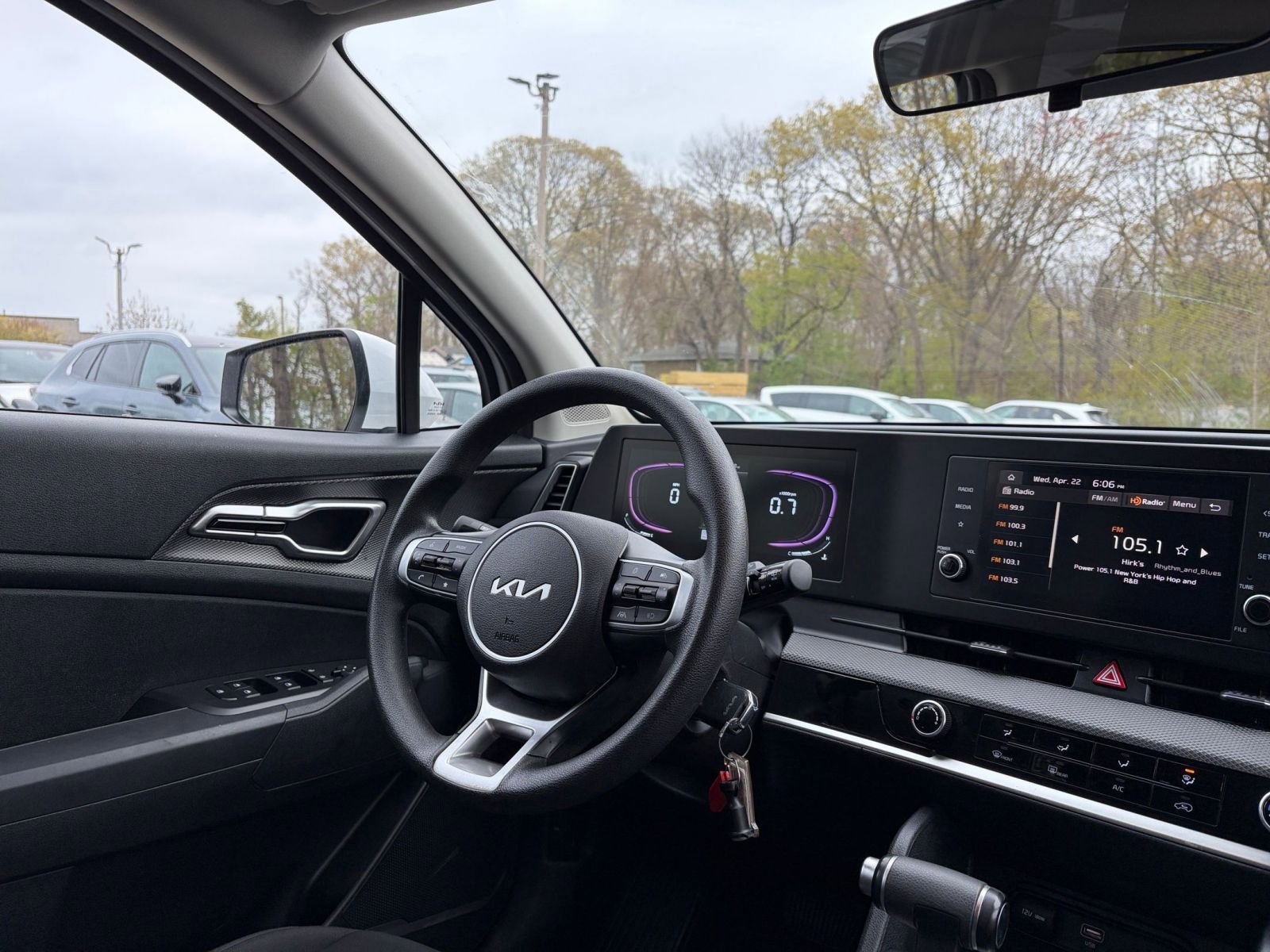 Used 2025 Kia Sportage LX FWD image 33