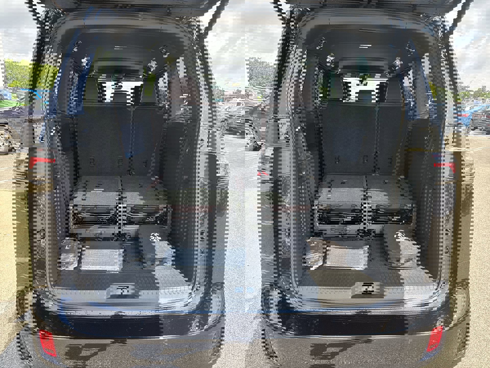 New 2025 Volkswagen ID. Buzz Pro S image 24