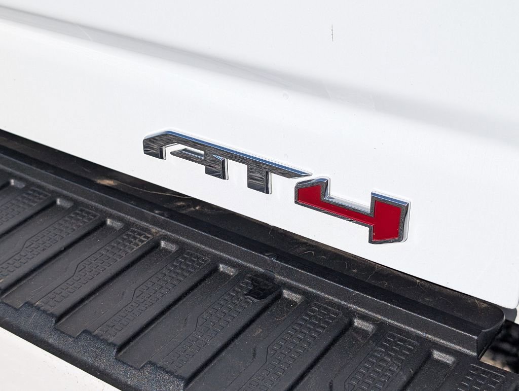 Used 2022 GMC Sierra 3500 AT4 w/ Gooseneck/5TH Wheel Package AWD/4WD image 7