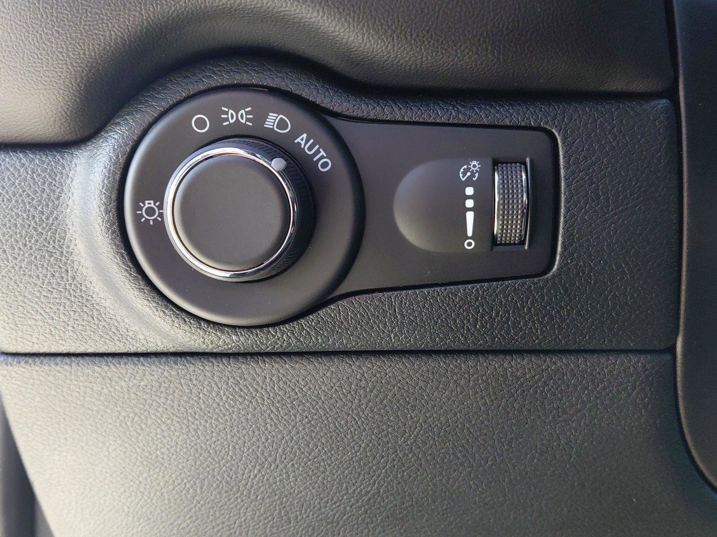 Used 2024 Dodge Durango GT image 29