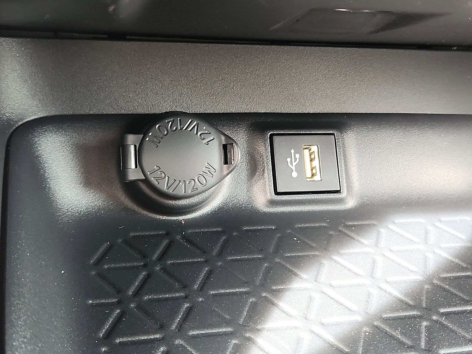 New 2025 Toyota RAV4 LE image 20