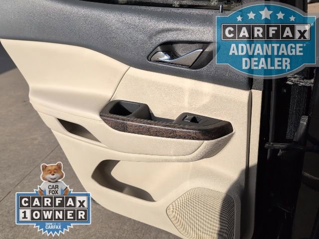 Certified 2023 GMC Acadia Denali image 10