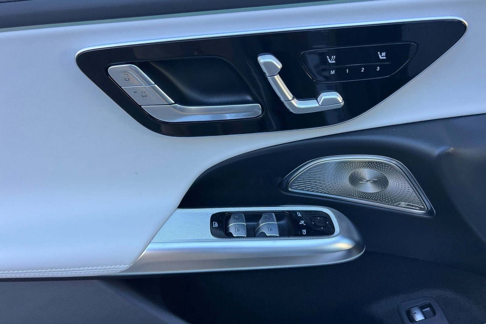 New 2026 Mercedes-Benz E 53 AMG e 4MATIC Sedan image 13