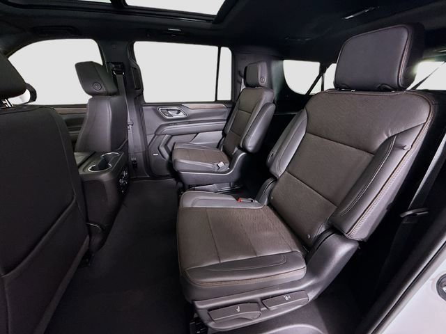 Used 2023 Chevrolet Suburban High Country AWD/4WD image 27