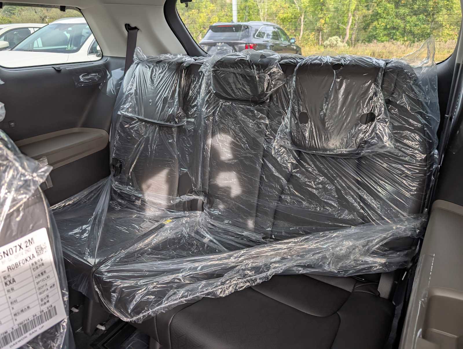 New 2026 Kia Carnival EX image 17