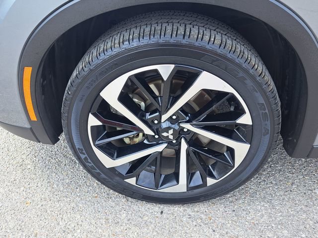 Used 2024 Mitsubishi Outlander SE image 7