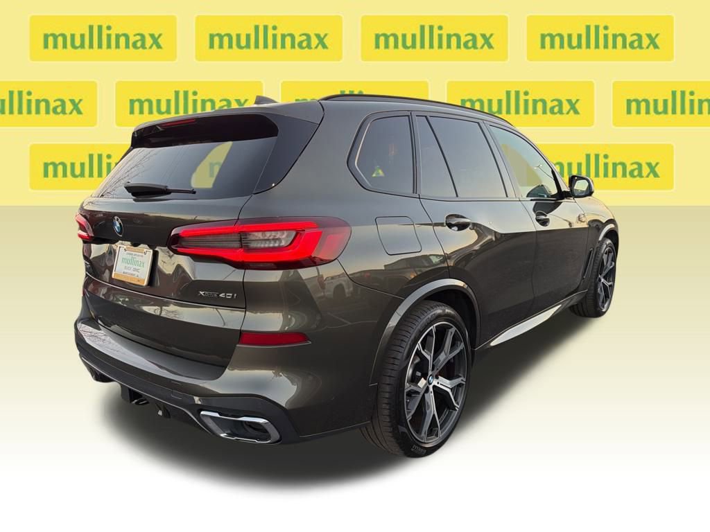 Used 2022 BMW X5 xDrive40i w/ M Sport Package image 11