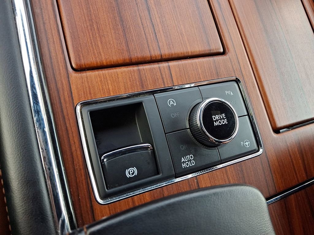 Used 2019 Lincoln Navigator Reserve image 27