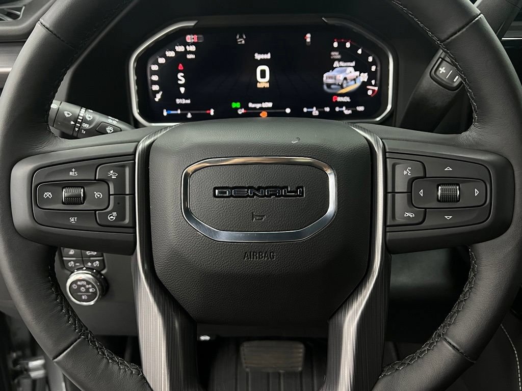 Used 2026 GMC Sierra 2500 Denali Ultimate w/ LPO, GMC Protection Package AWD/4WD image 18