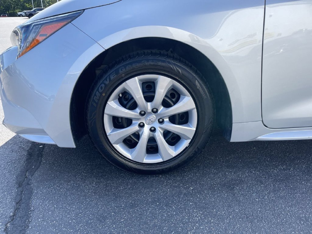 Certified 2020 Toyota Corolla LE FWD image 8