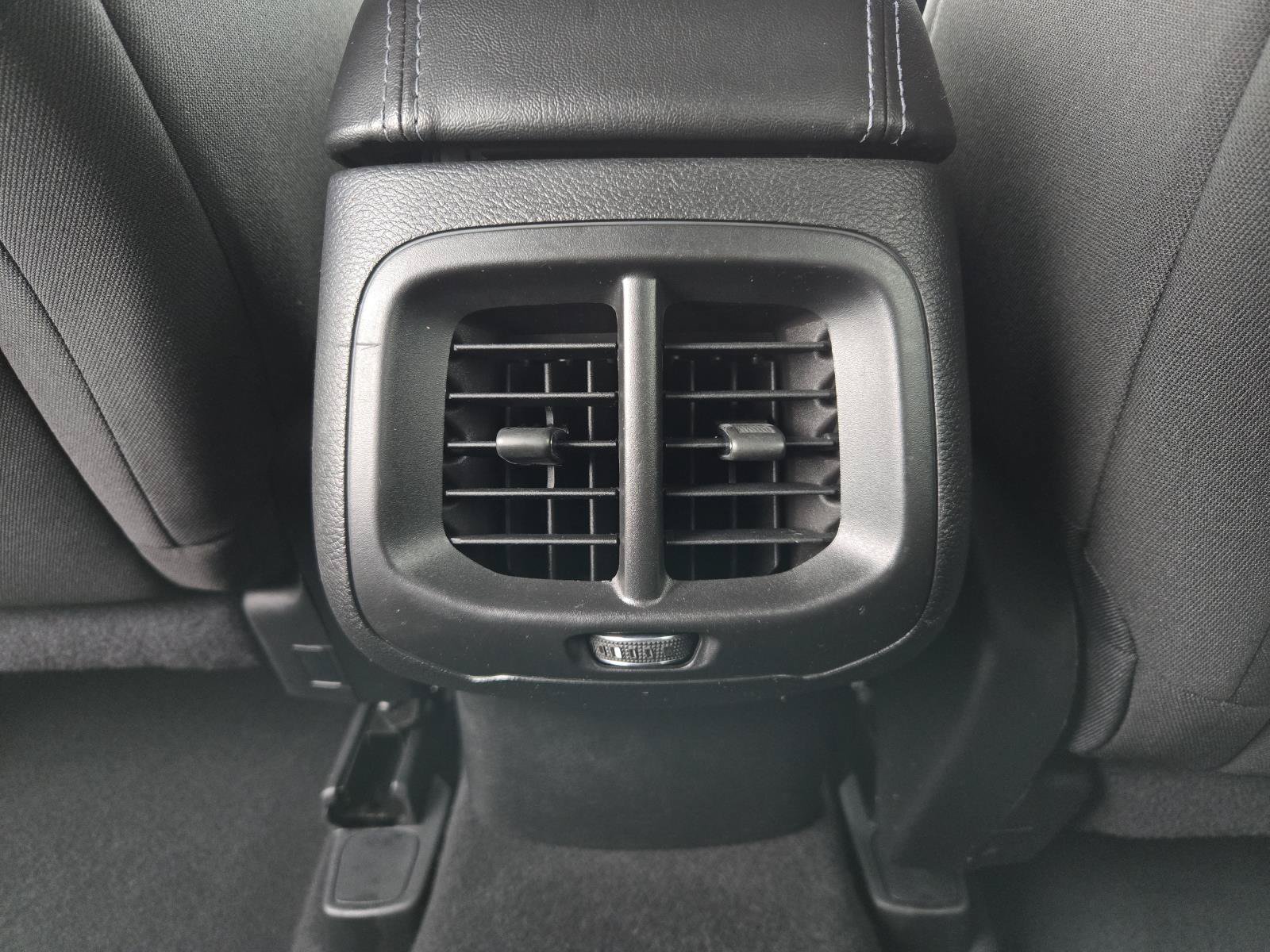 Certified 2021 Jeep Cherokee Latitude FWD image 24