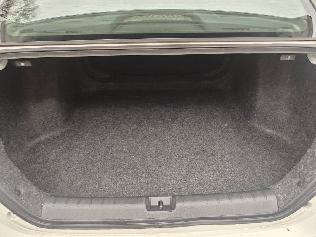 Used 2019 Honda Insight EX image 11