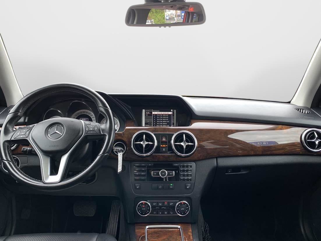 Used 2013 Mercedes-Benz GLK 350 4MATIC image 35