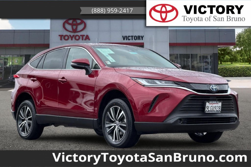 Certified 2024 Toyota Venza LE AWD/4WD image 1