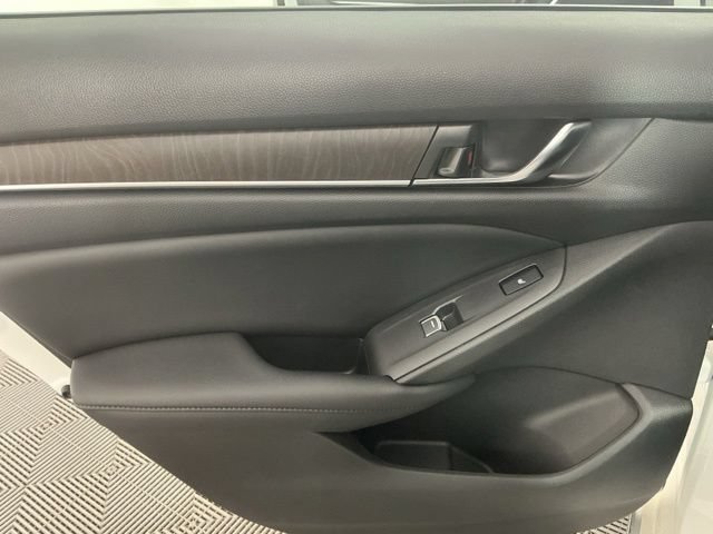 Certified 2021 Honda Accord Touring image 9