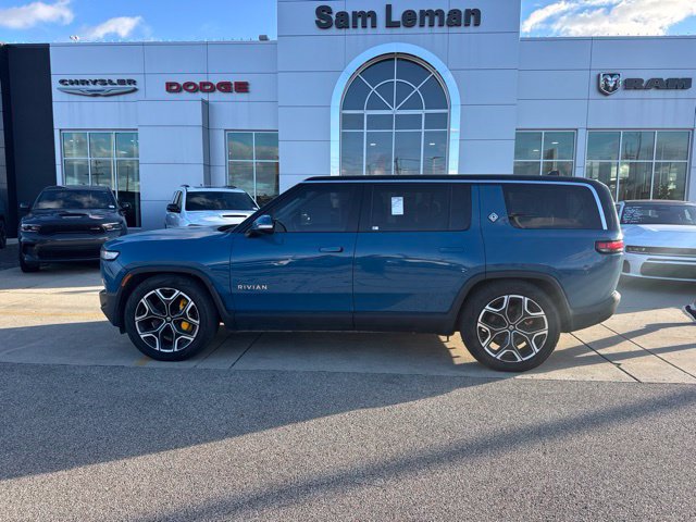 Used 2023 Rivian R1S Adventure Quad AWD/4WD image 5