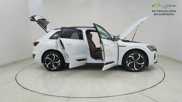 Used 2024 Audi Q8 e-tron Prestige w/ Prestige Package AWD/4WD image 74
