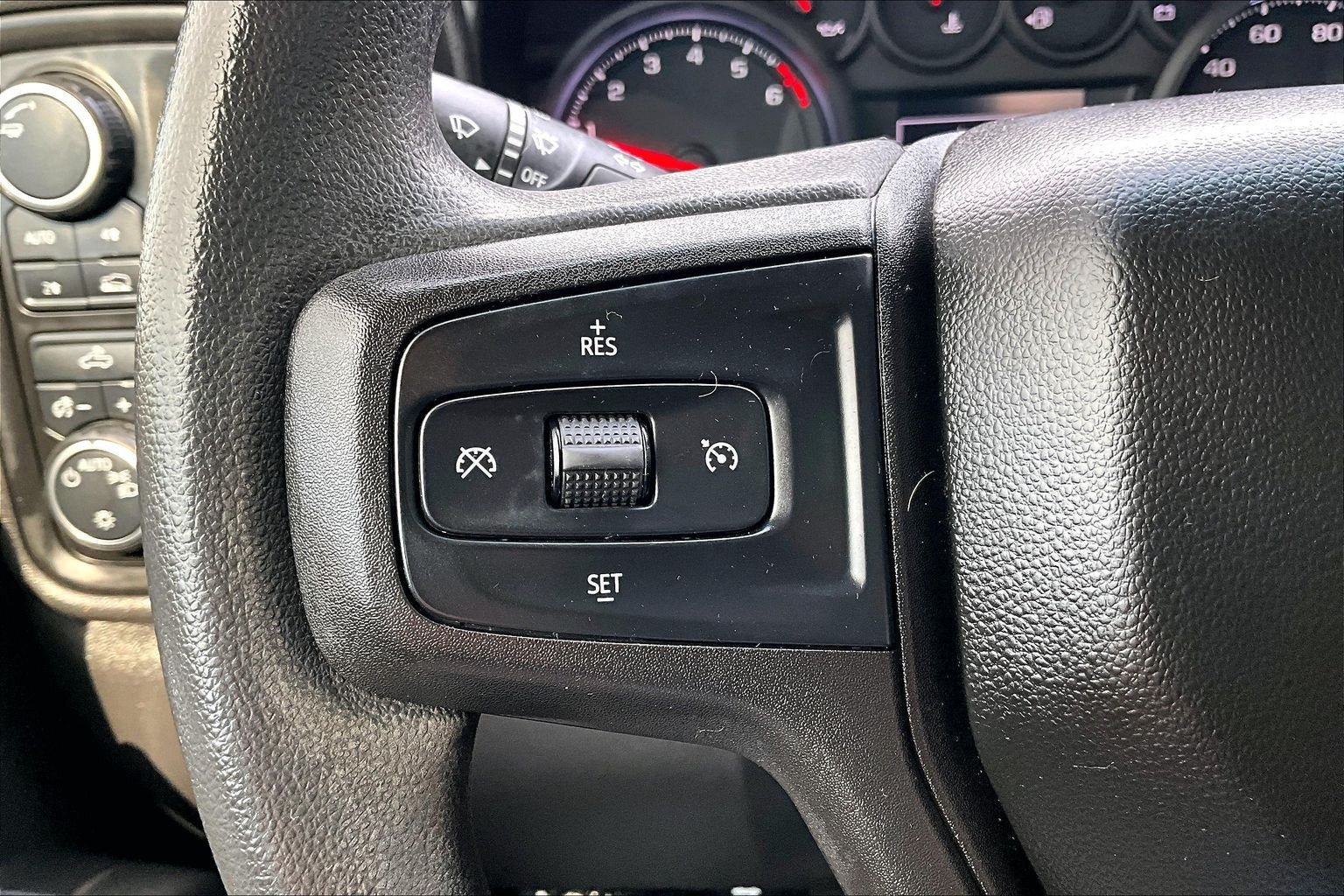 Used 2021 Chevrolet Silverado 1500 Custom AWD/4WD image 17