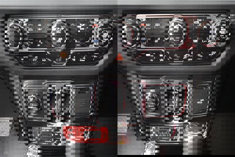 Used 2024 Jeep Wrangler Unlimited Rubicon 392 image 24