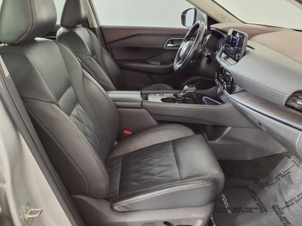 Used 2023 Nissan Rogue Platinum w/ Platinum Premium Package image 9