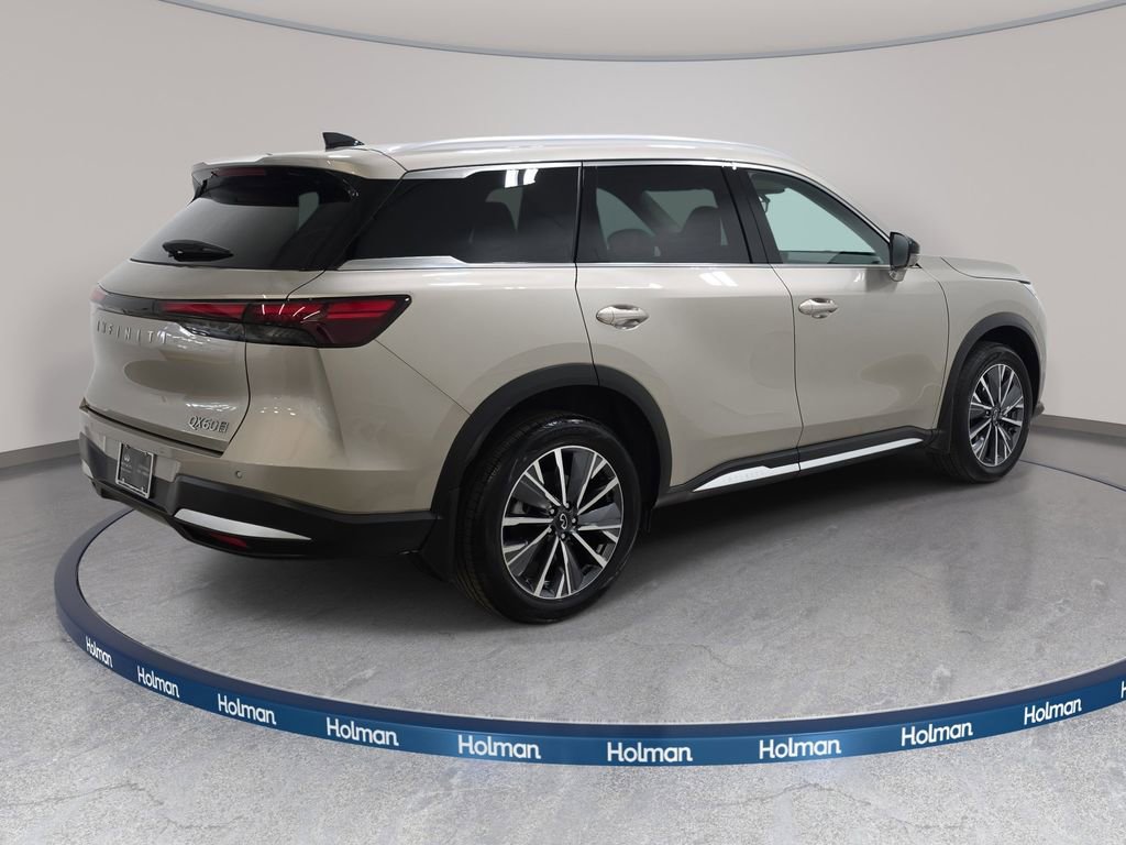 Certified 2026 INFINITI QX60 Luxe w/ Cargo Package AWD/4WD image 5