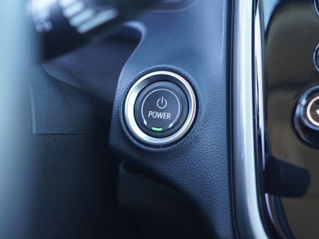 Used 2023 Chevrolet Bolt EUV Premier image 23