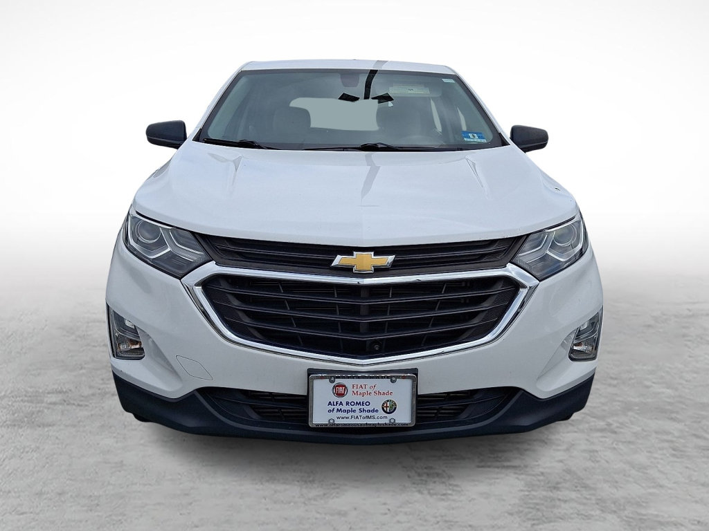 Used 2018 Chevrolet Equinox LS FWD image 2