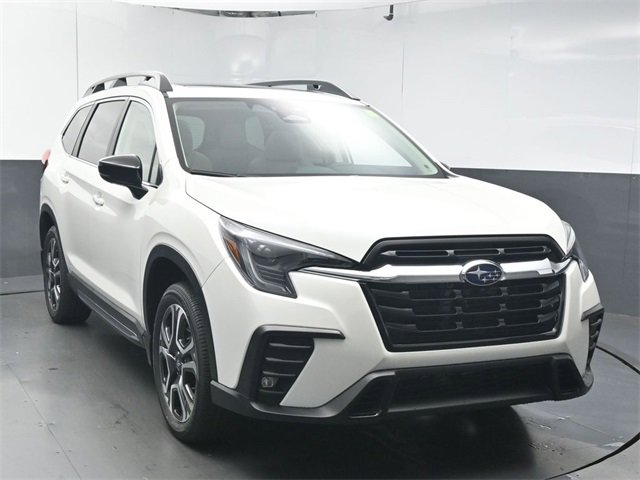 New 2026 Subaru Ascent Limited image 2