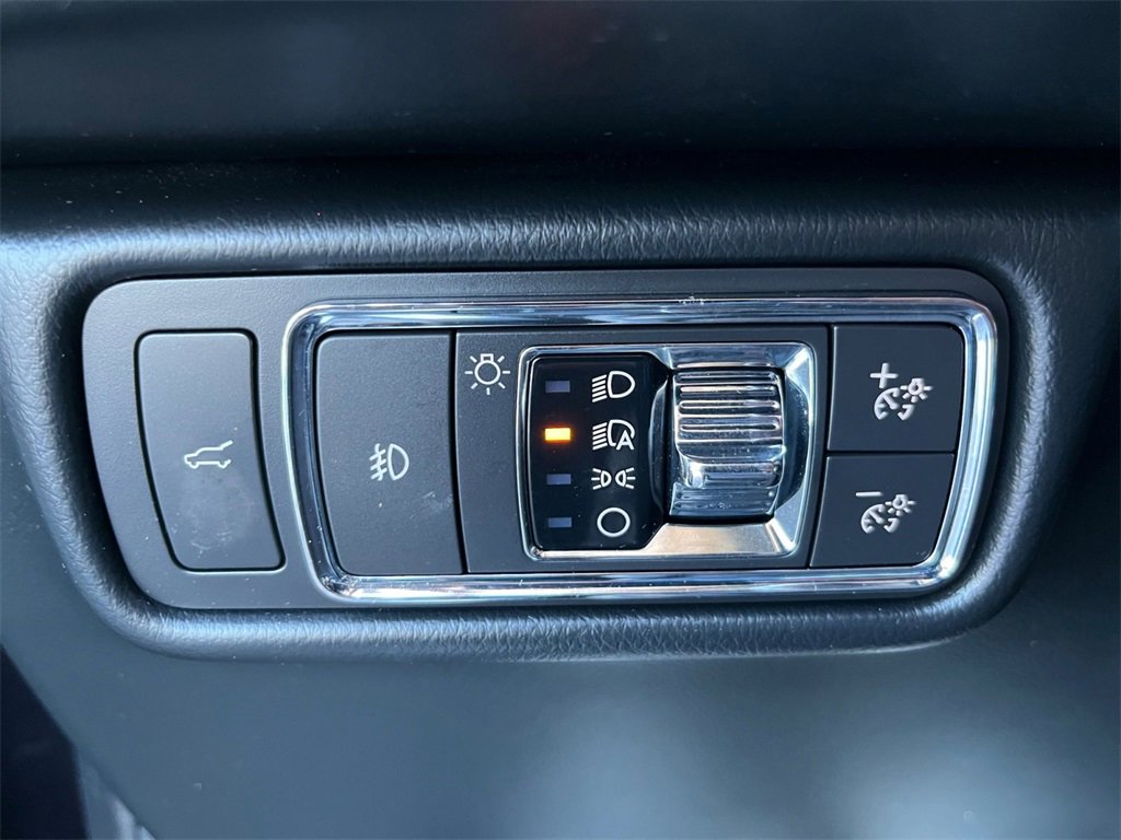 Used 2020 Lincoln Aviator Reserve w/ Equipment Group 201A image 18