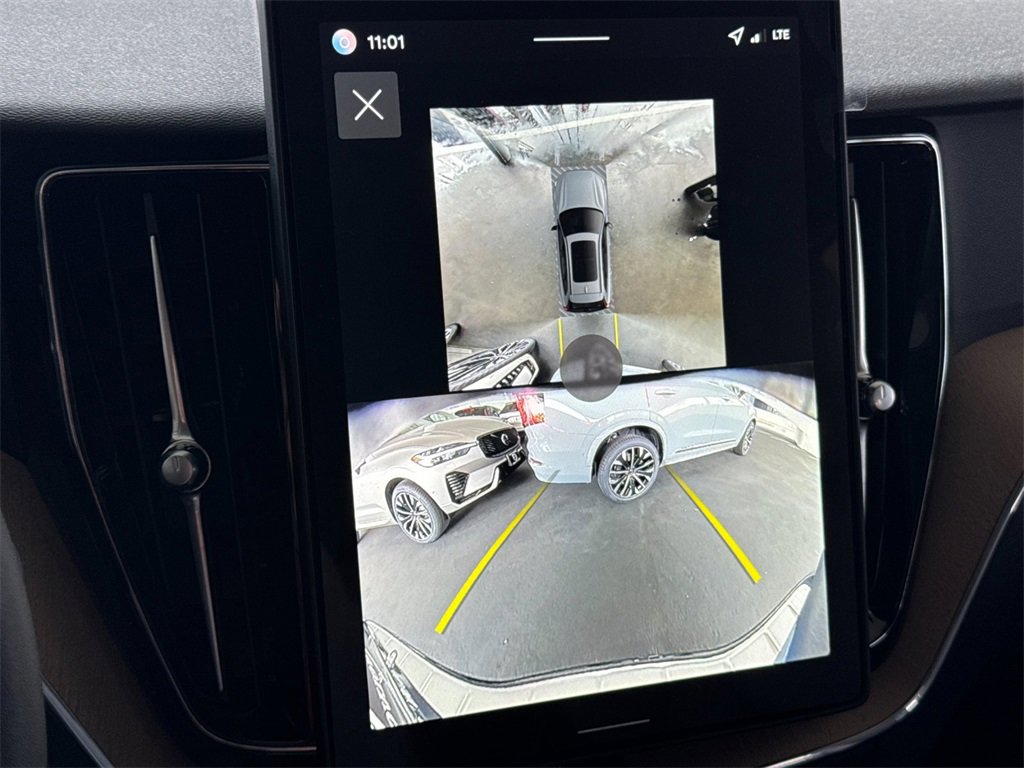 New 2026 Volvo XC60 T8 Plus image 19