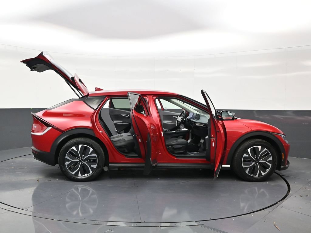 Used 2024 Kia EV6 Light RWD image 30