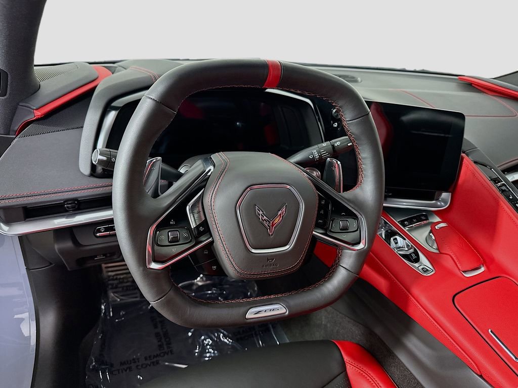 Used 2025 Chevrolet Corvette Z06 RWD image 12