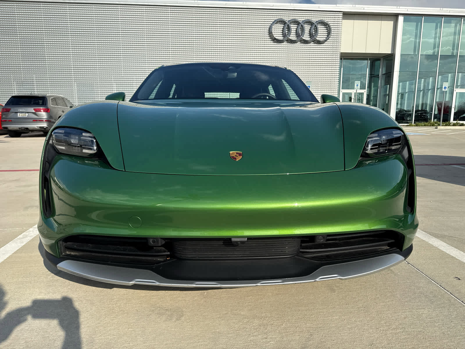 Used 2022 Porsche Taycan 4 Cross Turismo image 6