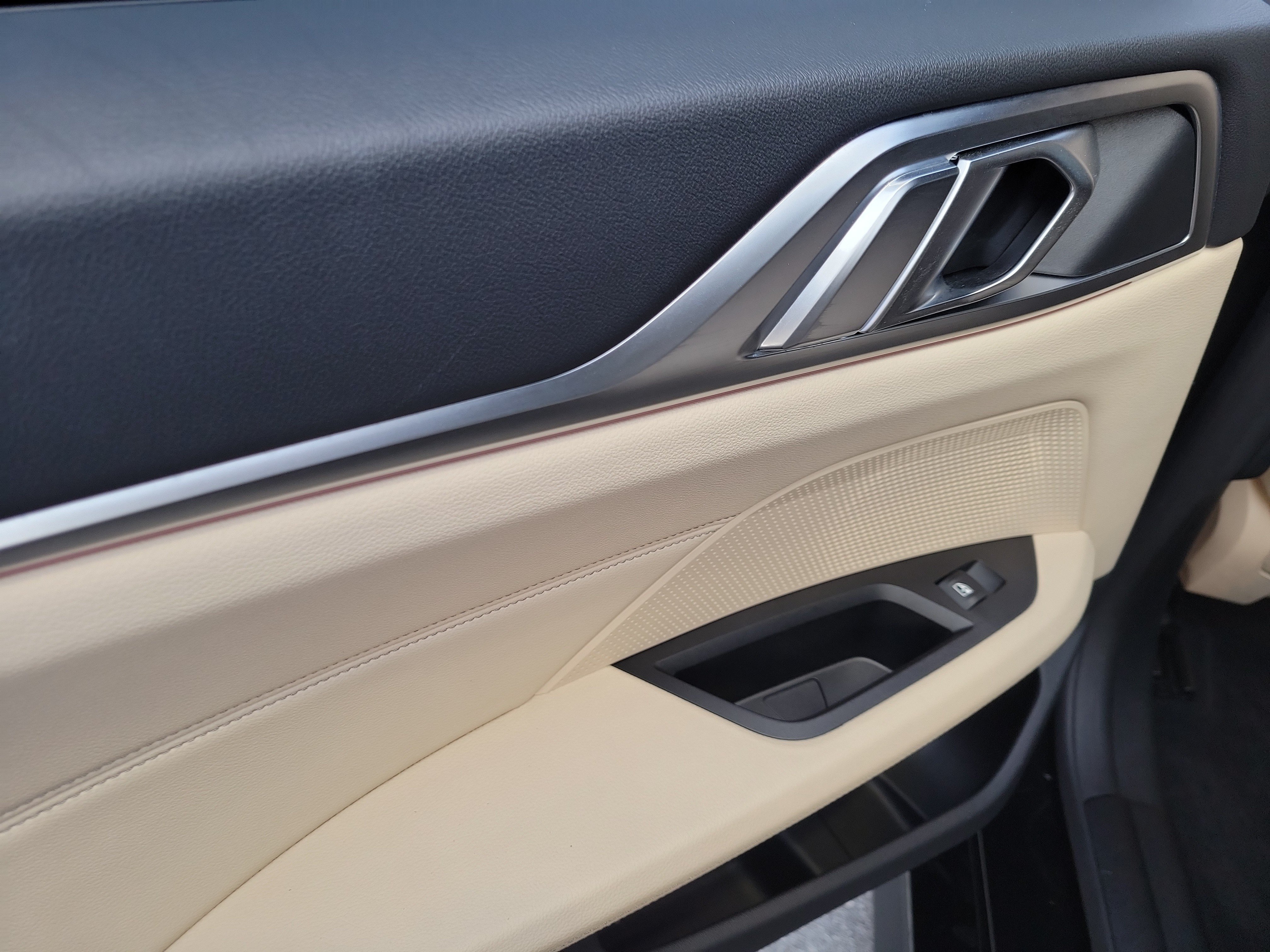 Certified 2022 BMW 430i Gran Coupe w/ M Sport Package RWD image 11